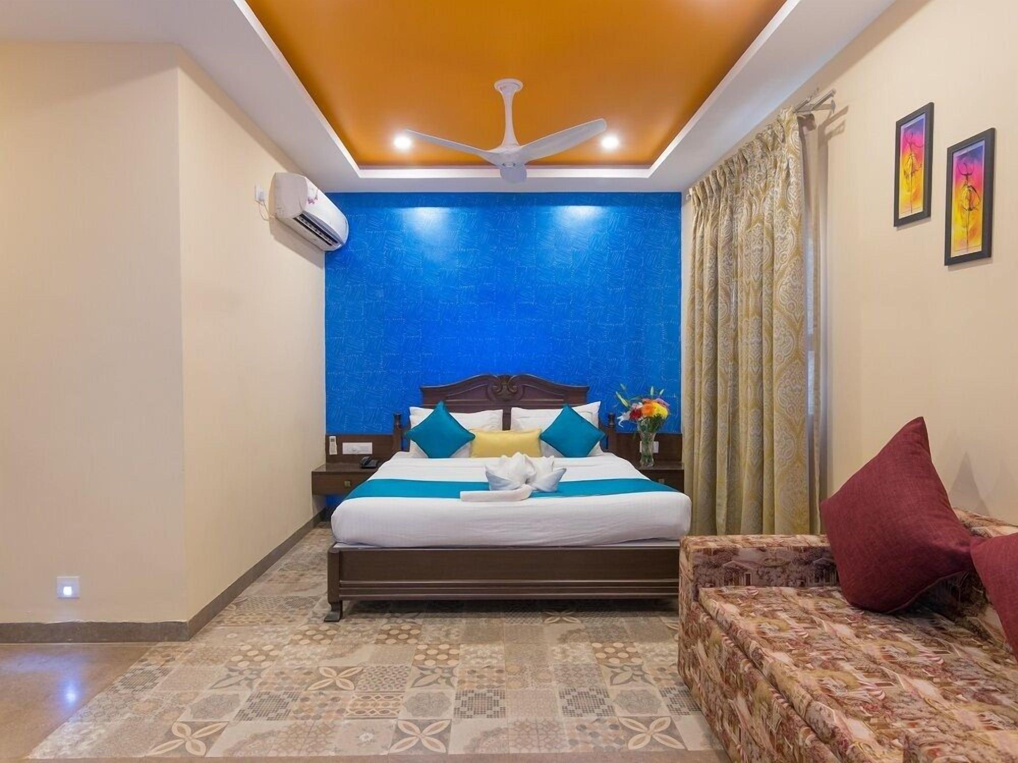 Resort Terra Paraiso Калангуте Екстериор снимка