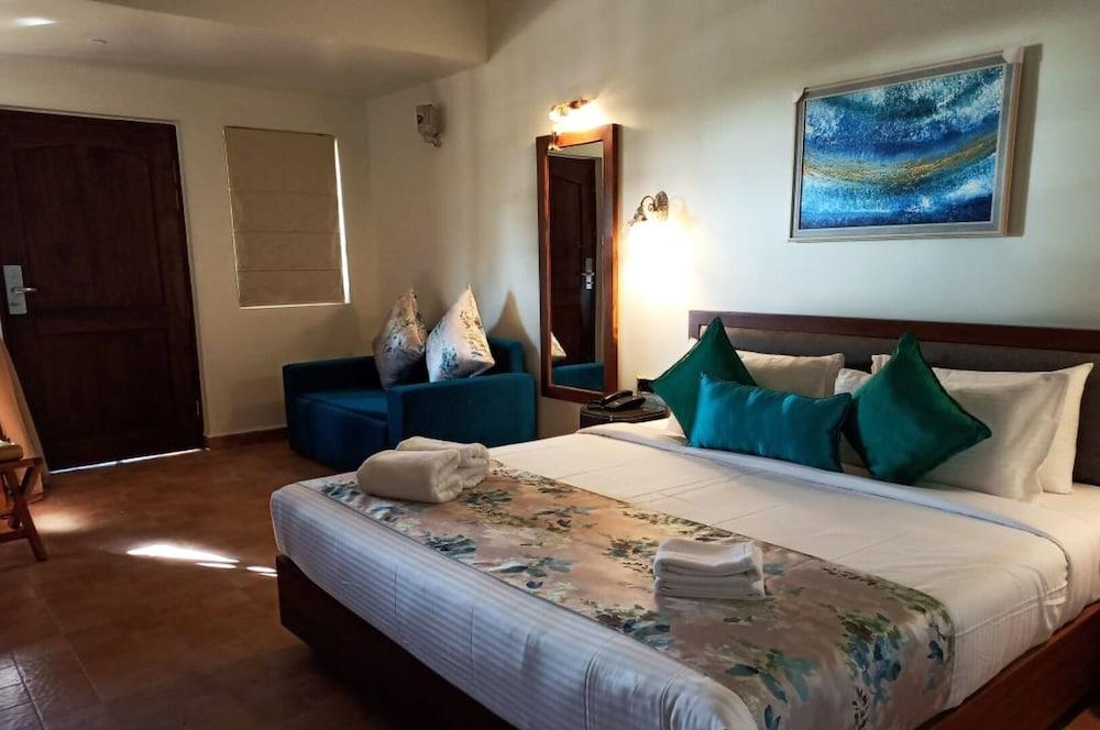 Resort Terra Paraiso Калангуте Екстериор снимка