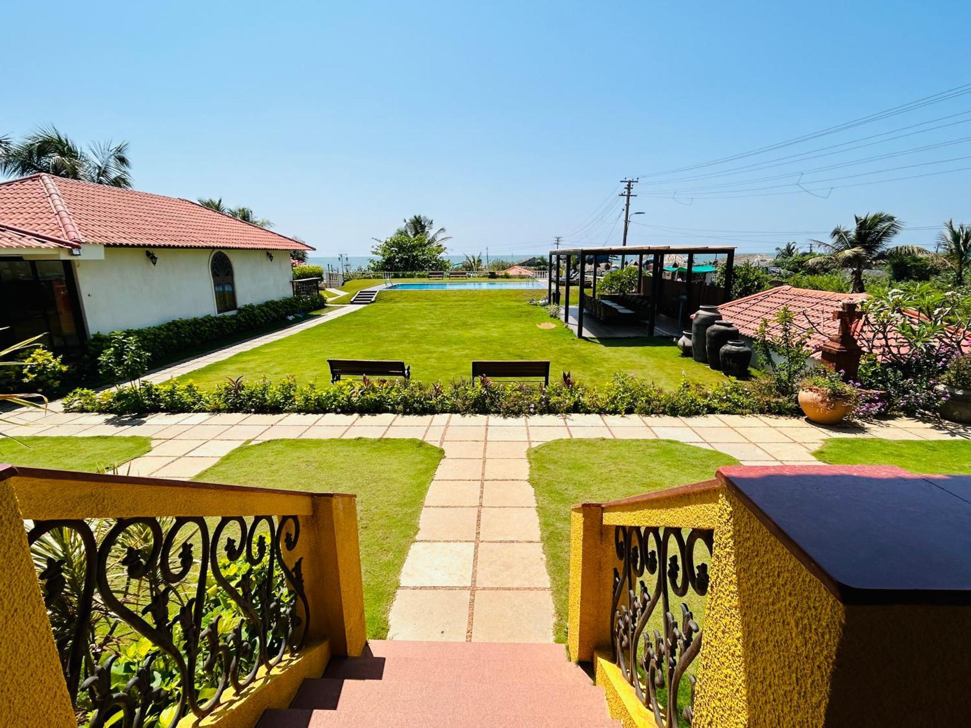 Resort Terra Paraiso Калангуте Екстериор снимка
